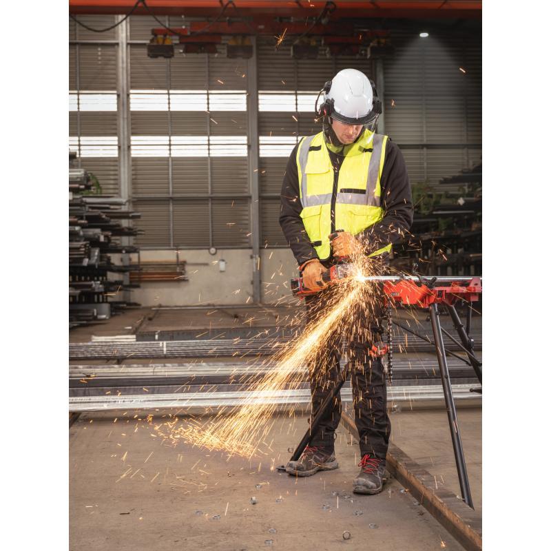Smerigliatrice Alte Prestazioni Con Velocità Variabile 18 Volt Disco 125Mm 8 Ah Tecnologia Fuel Valigetta Heavyduty Avvio A Paletta - M18 Fhsago125Vxpdb2-802X - Milwaukee 4933493420
