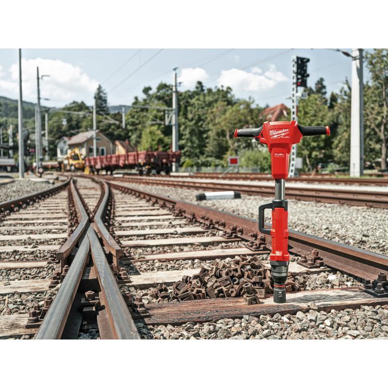 Avv. A Impulsi Alta Potenza 18 Volt 1" Per Ferrovie 12,0Ah Tecnologia Fuel Con Anello Di Frizione F - M18 Fhiwf1R-122C - Milwaukee 4933499201