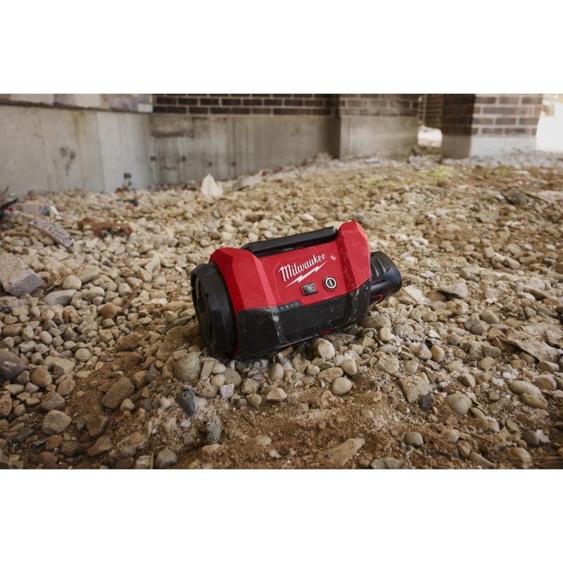 Faro Led Ruotabile 12 Volt Packout Con Power Bank - Senza Batteria - M12 Alip-0 - Milwaukee 4933500321
