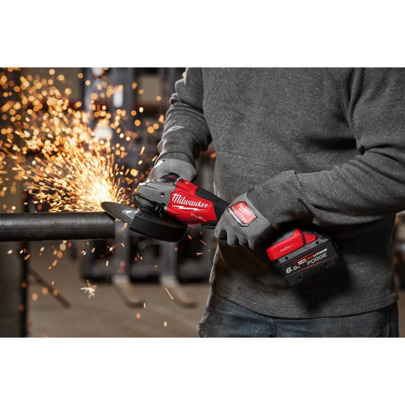 Smerigliatrice Alte Prestazioni Con Velocità Variabile 18 Volt Disco 180Mm Tecnologia Fuel Valigetta Heavyduty Avvio A Paletta - Senza Batteria - M18 Fhsago180Vxpdb2-0X - Milwaukee 4933498942