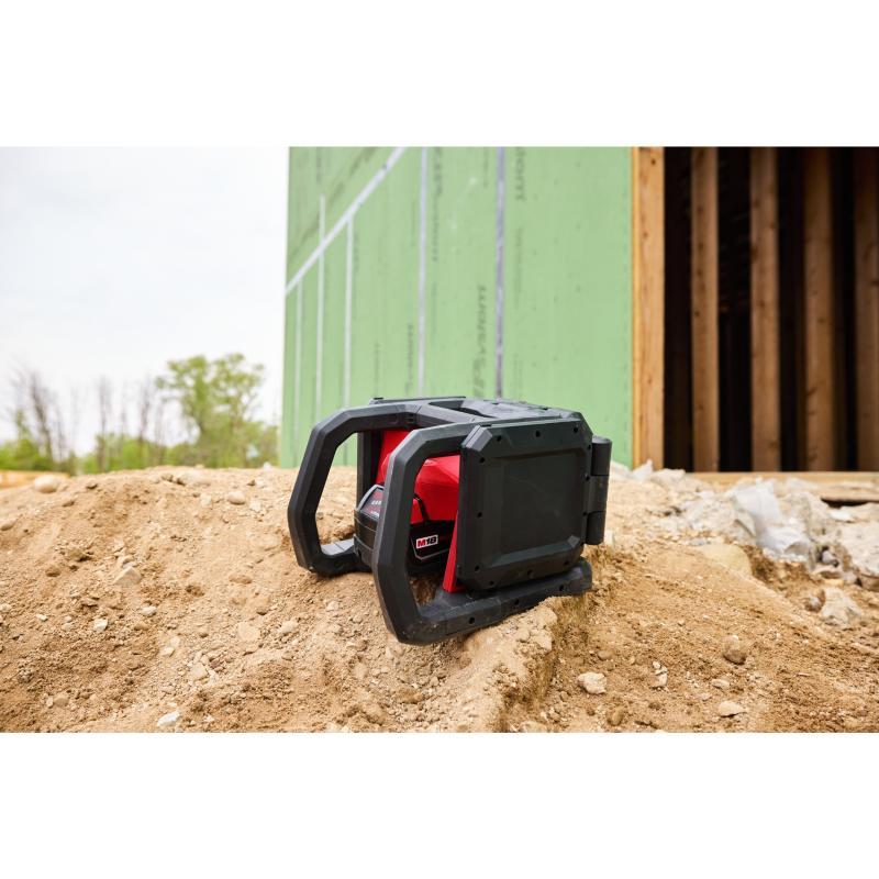 Faro Led 18V 3 Teste Multidirezionali Con Alimentazione Ibrida - Senza Batteria - M18 Mdtl-0 - Milwaukee 4933498149