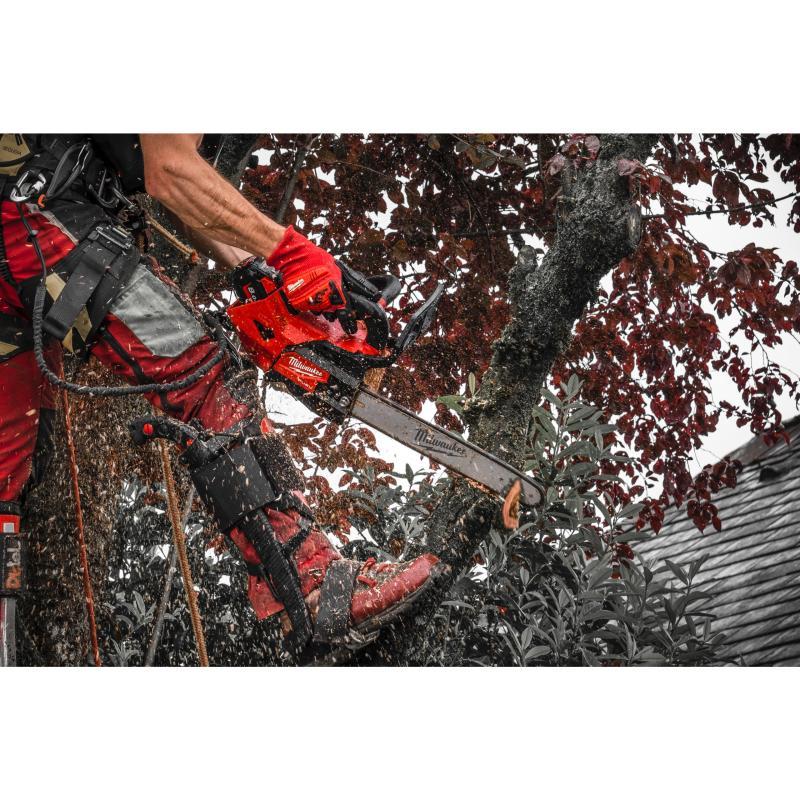 Elettrosega Top Handle 18 Volt Barra 30Cm 8 Ah Forge Tecnologia Fuel - M18 Fthchs30-802 - Milwaukee 4933499221