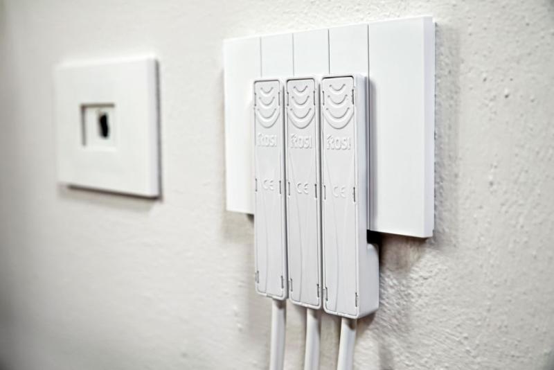 Spina Ultra Piatta FLAT Serie Emilia 16A - BIANCO